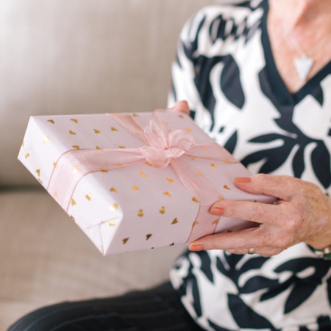 Making Her Feel Special: Unique Gift Box Ideas